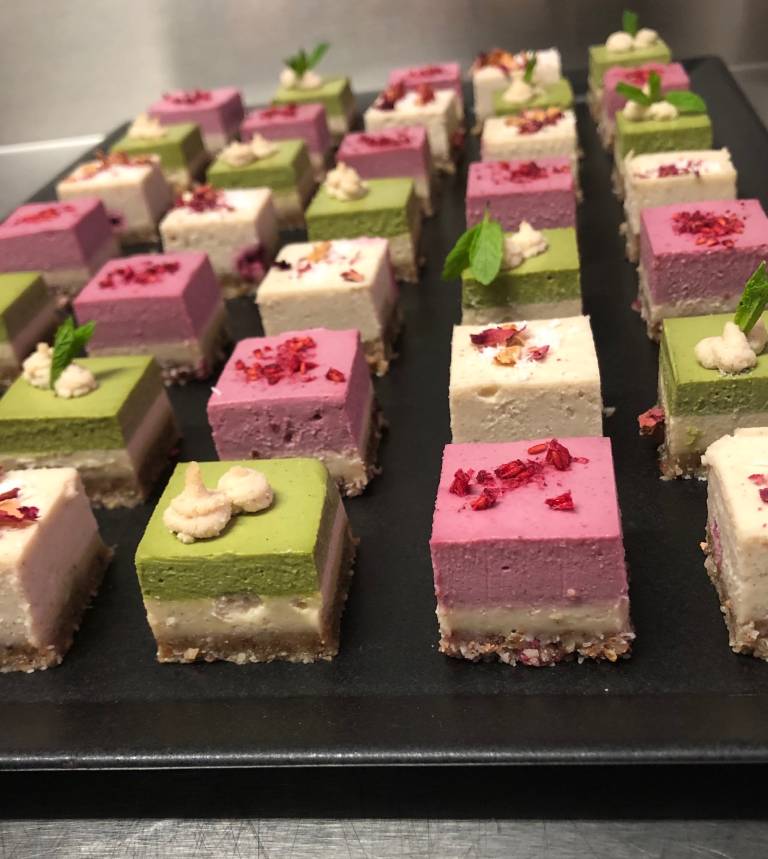 Raw-Vegan-Dessert-Canapes-Vegan catering for your French Riviera event